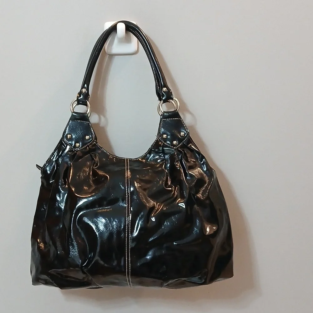 Beverly Hills Polo Club black patent leather shoulder bag. Vintage
